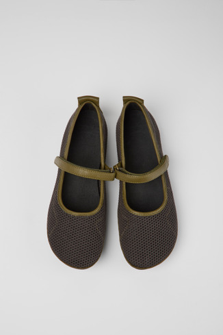 Alternative image of K201402-002 - Right - Chaussures en TENCEL® et cuir vert/noir pour femme
