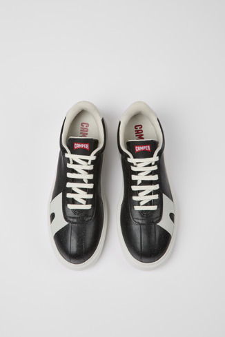 Overhead view of Runner K21 MIRUM® Black and white sneakers for women