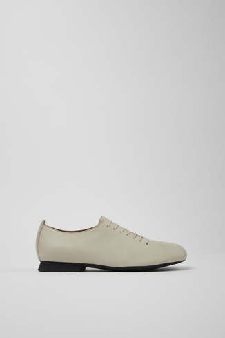 バレエ CAMPER leather ballet shoes Camper Right Leather Pleated Ballerina Flat | Urban Outfitters