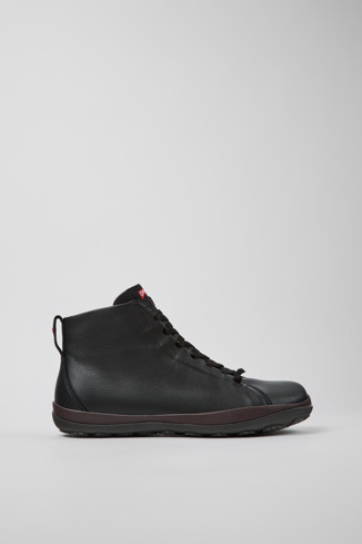 Side view of Peu Pista GORE-TEX Black leather ankle boots for men