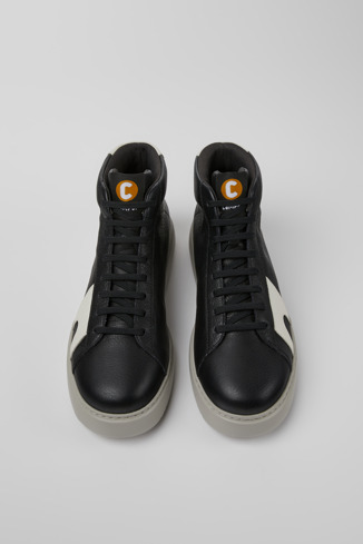 Alternative image of K300429-001 - Runner K21 - Black and white leather sneakers