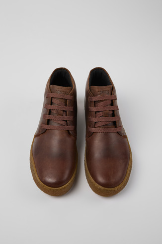 Peu Terreno Erkek için kahverengi deri ayakkabı modelin üstten görünümü