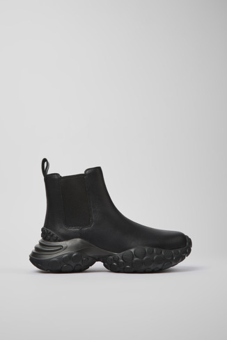 Side view of Pelotas Mars Black responsibly raised leather ankle boots