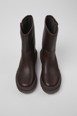 Overhead view of Brutus Trek Brown nubuck boots for women