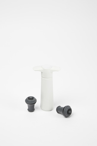KG00053-001 - Wine Pump and Stoppers