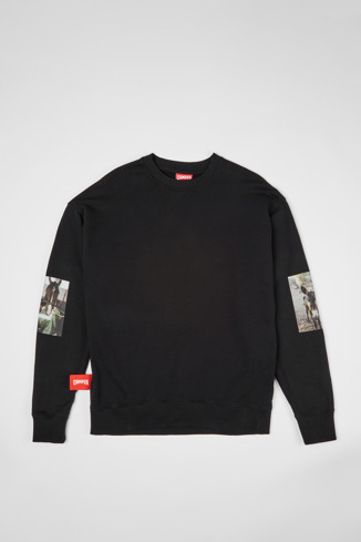 Side view of Sweatshirt Black sweatshirt with donkey print