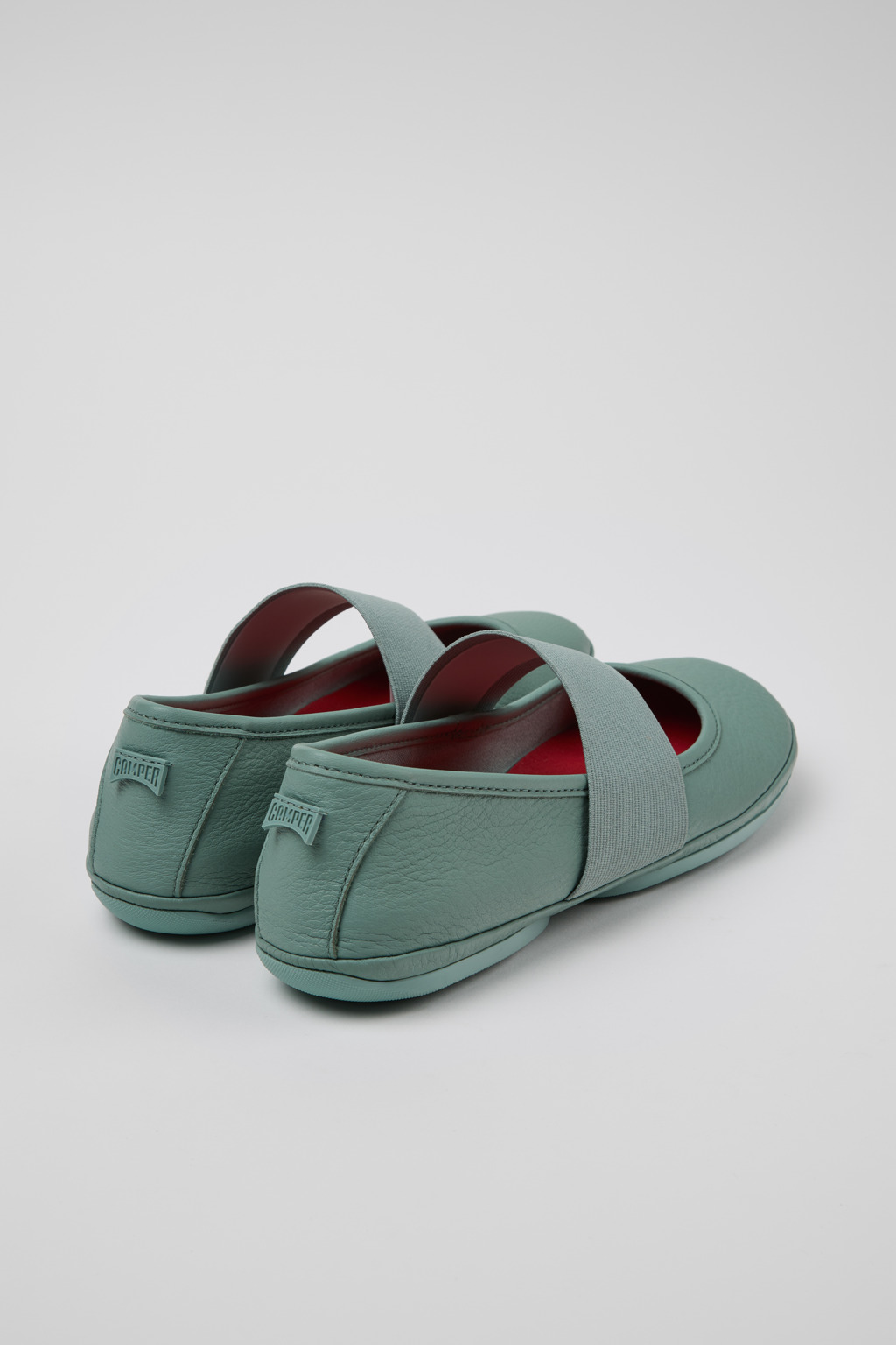 カンペール39 フラットシューズ Right | レディース バレエシューズ | カンペール（Camper）公式