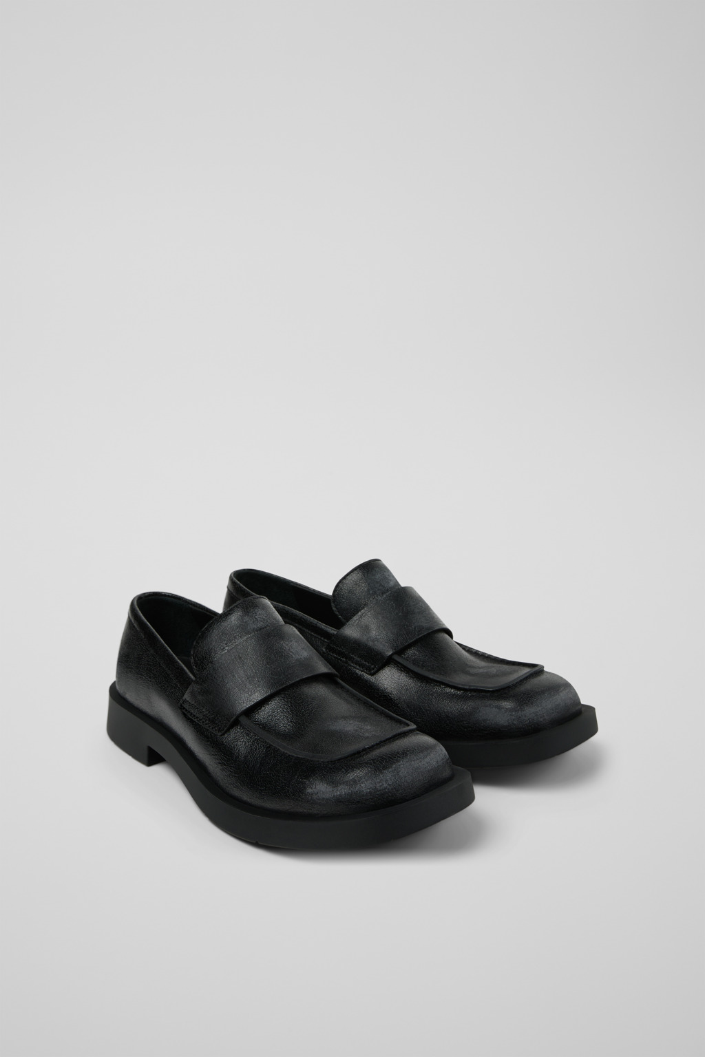 Camper ブラック レザー ローファー Neuman Black Loafers for Unisex - Spring/Summer collection
