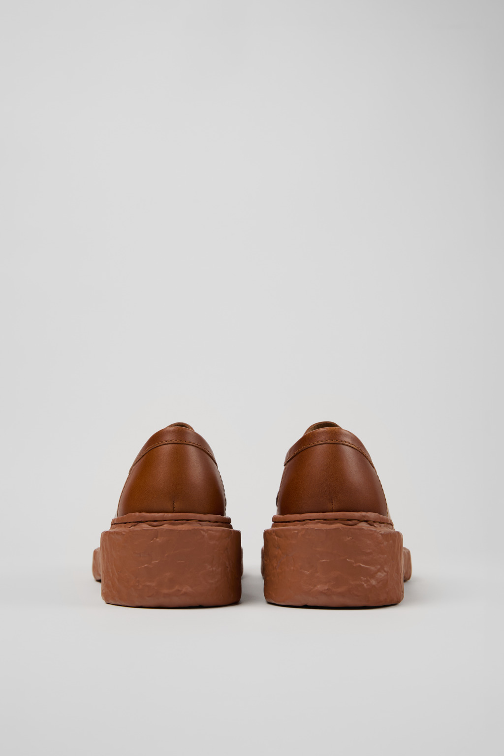 Vámonos Brown Loafers for Unisex - Autumn / Winter collection