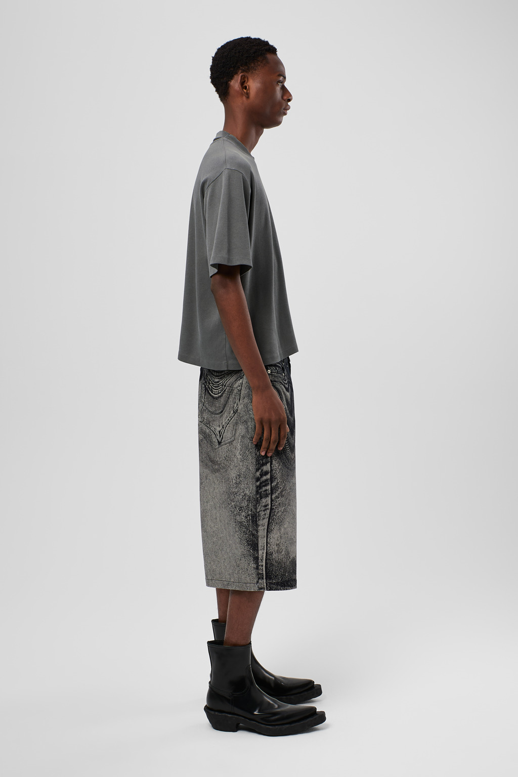 カンペールラボ - CAMPERLAB | Jeans Shorts-Black-Sの通販