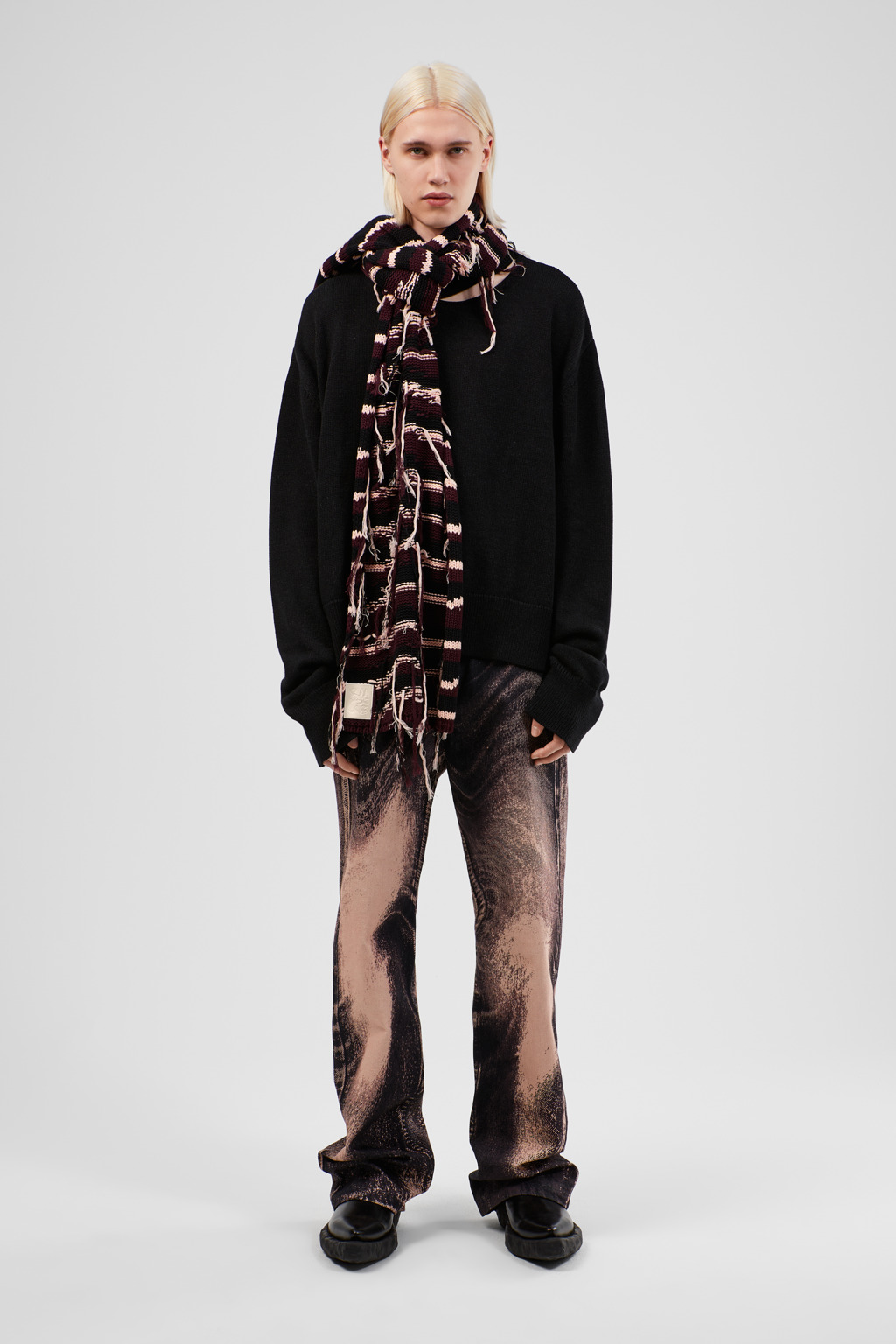 小物 TOGAvirilis KNIT SCARF AU00017-003_02MF.jpg