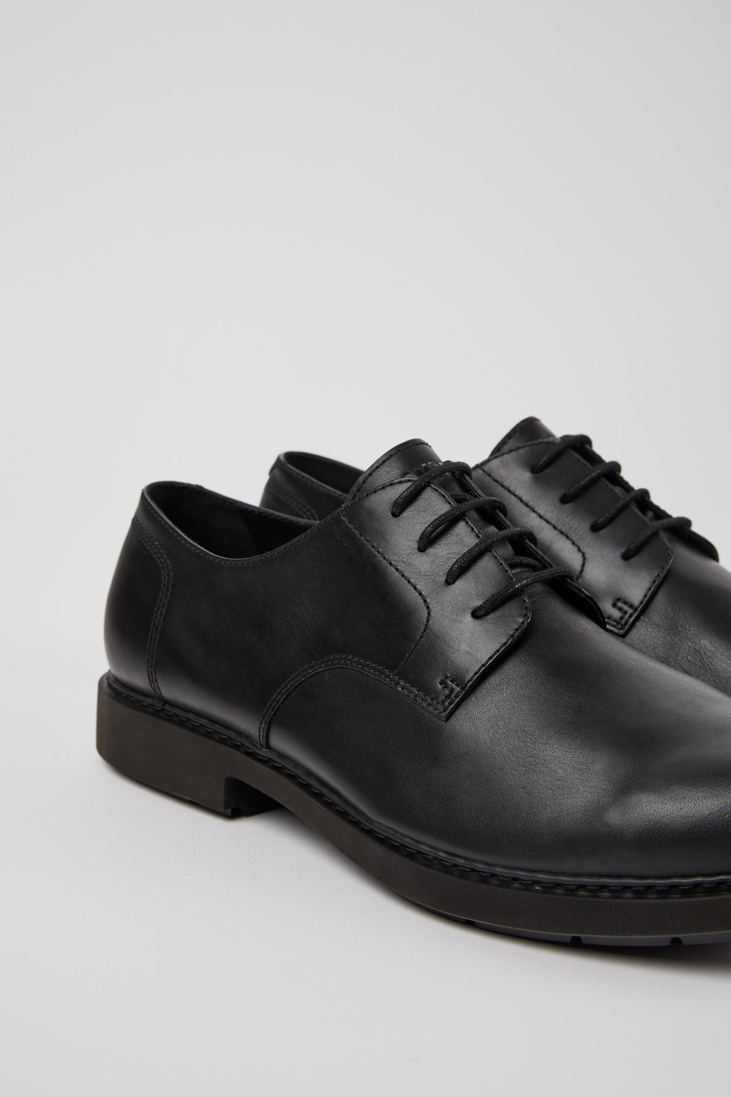 Neuman Black Formal Shoes for Men - Camper Shoes