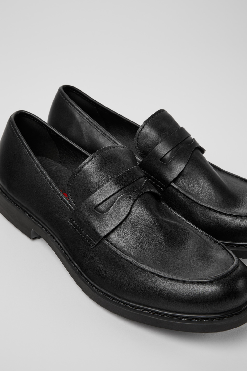 Neuman Black Formal Shoes for Men - Spring/Summer collection