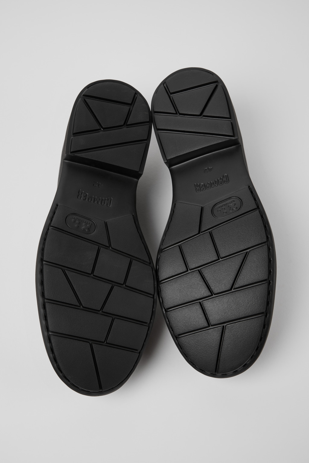 Neuman Black Formal Shoes for Men - Spring/Summer collection