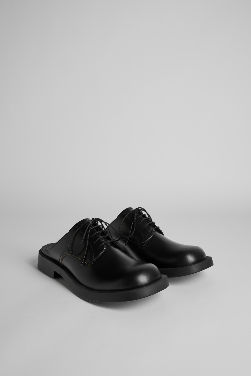 Neuman Black Formal Shoes for Men - Fall/Winter collection 