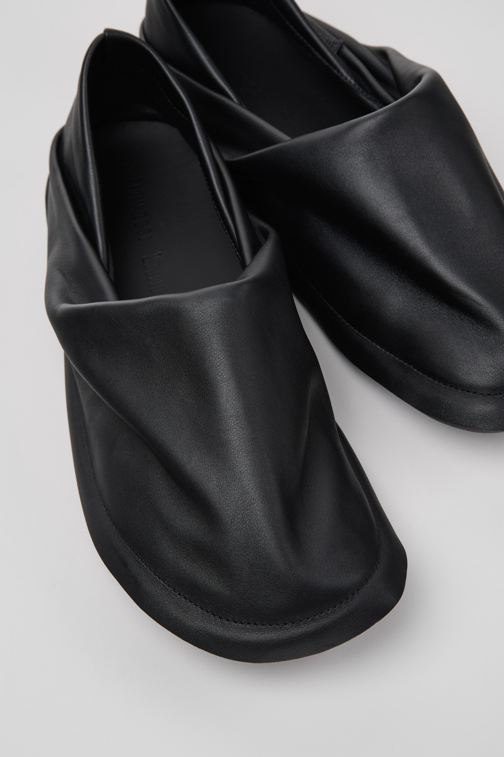靴 ISSEY MIYAKE camper Peu Black Casual for Women - Autumn / Winter collection - Camper USA