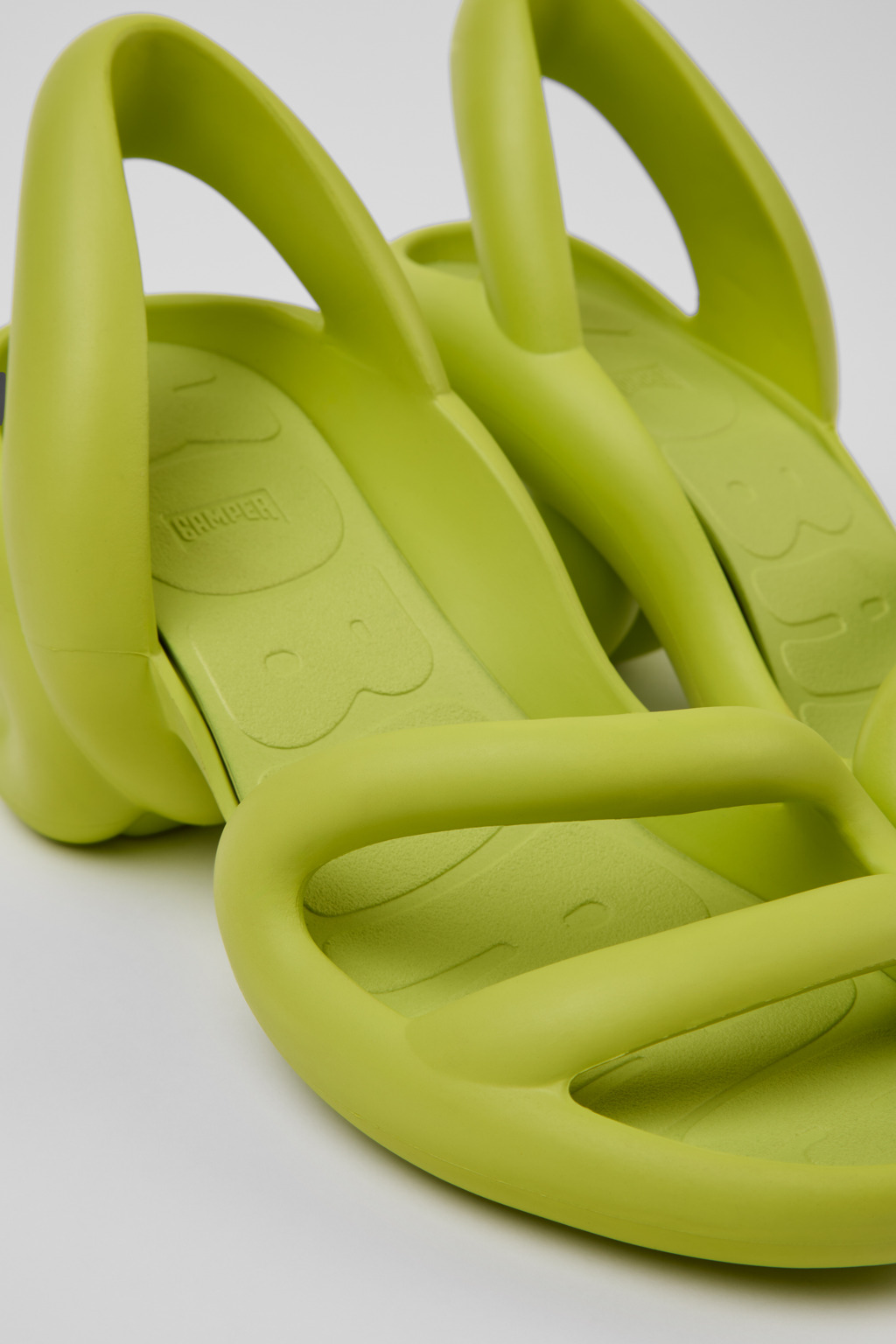 サンダル・ミュール CAMPER Women Sandals K200155 KOBARAH 043 Yellow Kobarah Yellow Sandals for Women - Spring/Summer collection