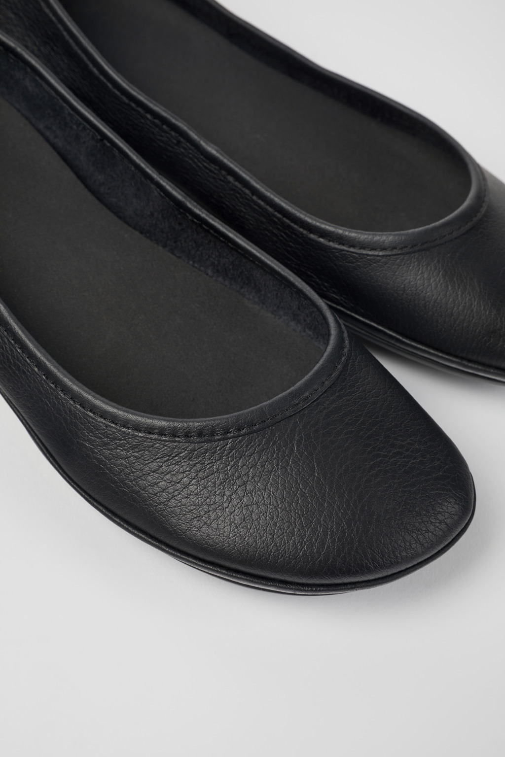 ★送料無料★CAMPER WOMENS RIGHT NINA FLAT SHOES K200387-004 Right Black Ballerinas for Women - Spring/Summer collection