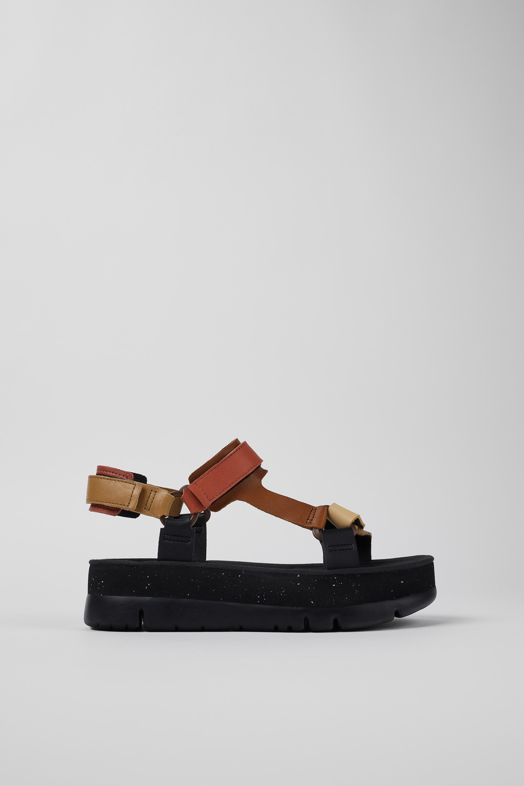 【CAMPER /カンペール] ORUGA UP / レディースサンダル oruga | レディース サンダル | カンペール（Camper）公式
