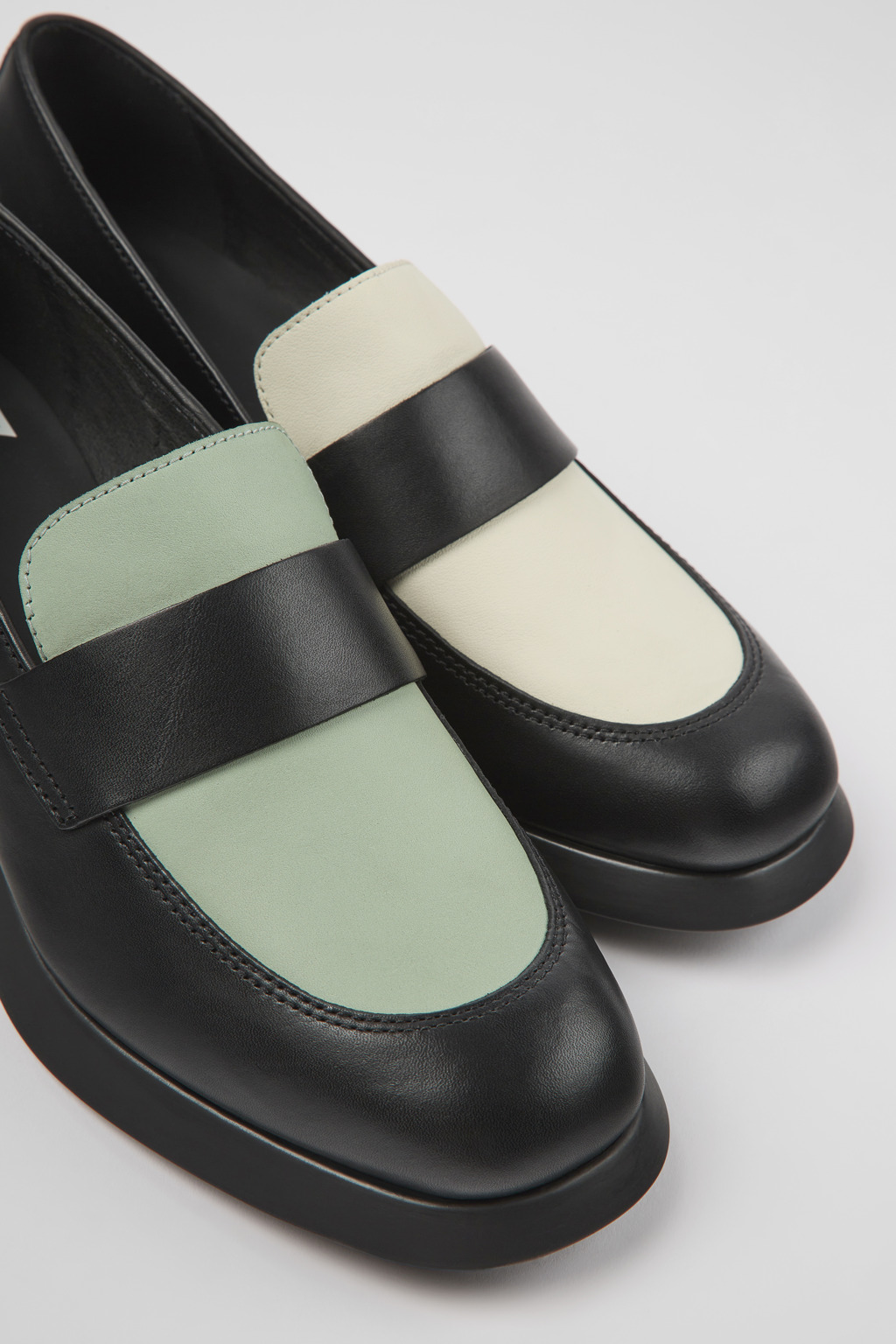 Taylor Black Loafers for Women - Spring/Summer collection
