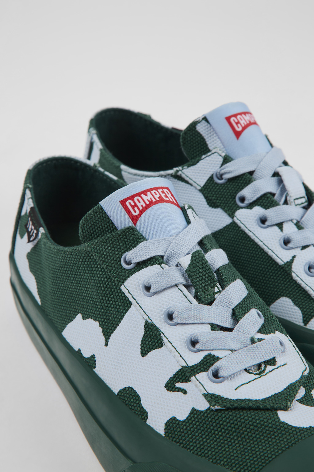 hana【極美品】Camper Camaleon 1975 camaleon Beige Sneakers for Women - Spring/Summer collection