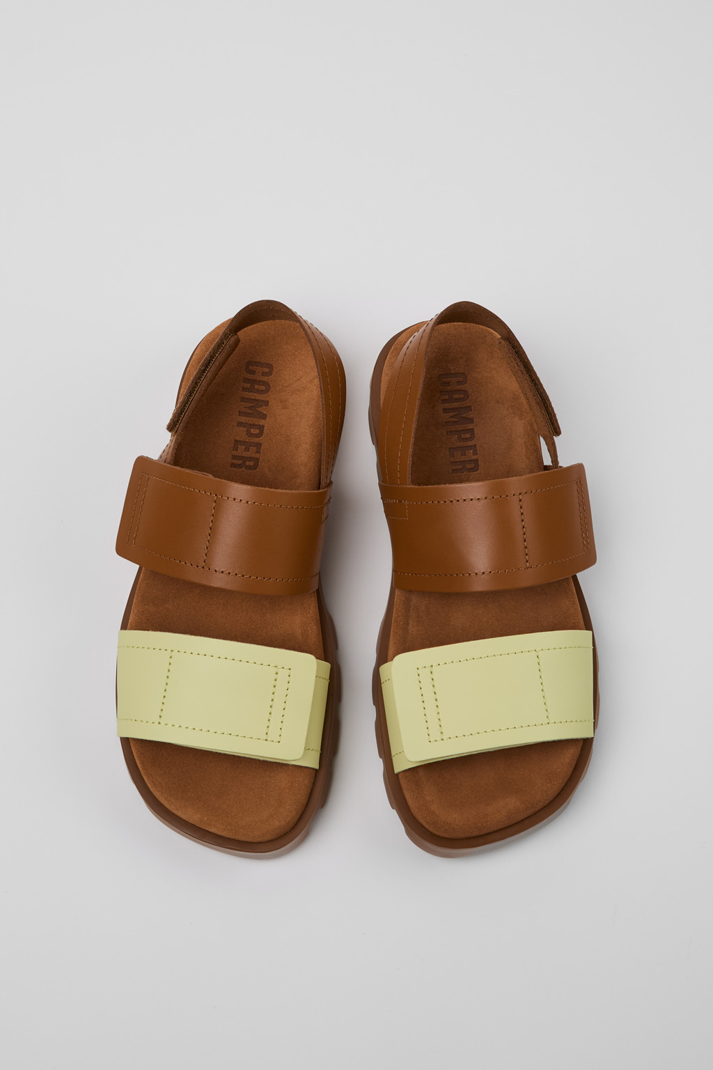 Brutus | レディース サンダル | カンペール（Camper）公式オンライン