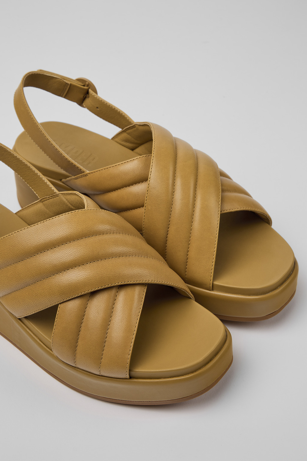 【未使用美品】CAMPER MISIA 本革 38 プラットフォームサンダル K201351-002_DF.jpg