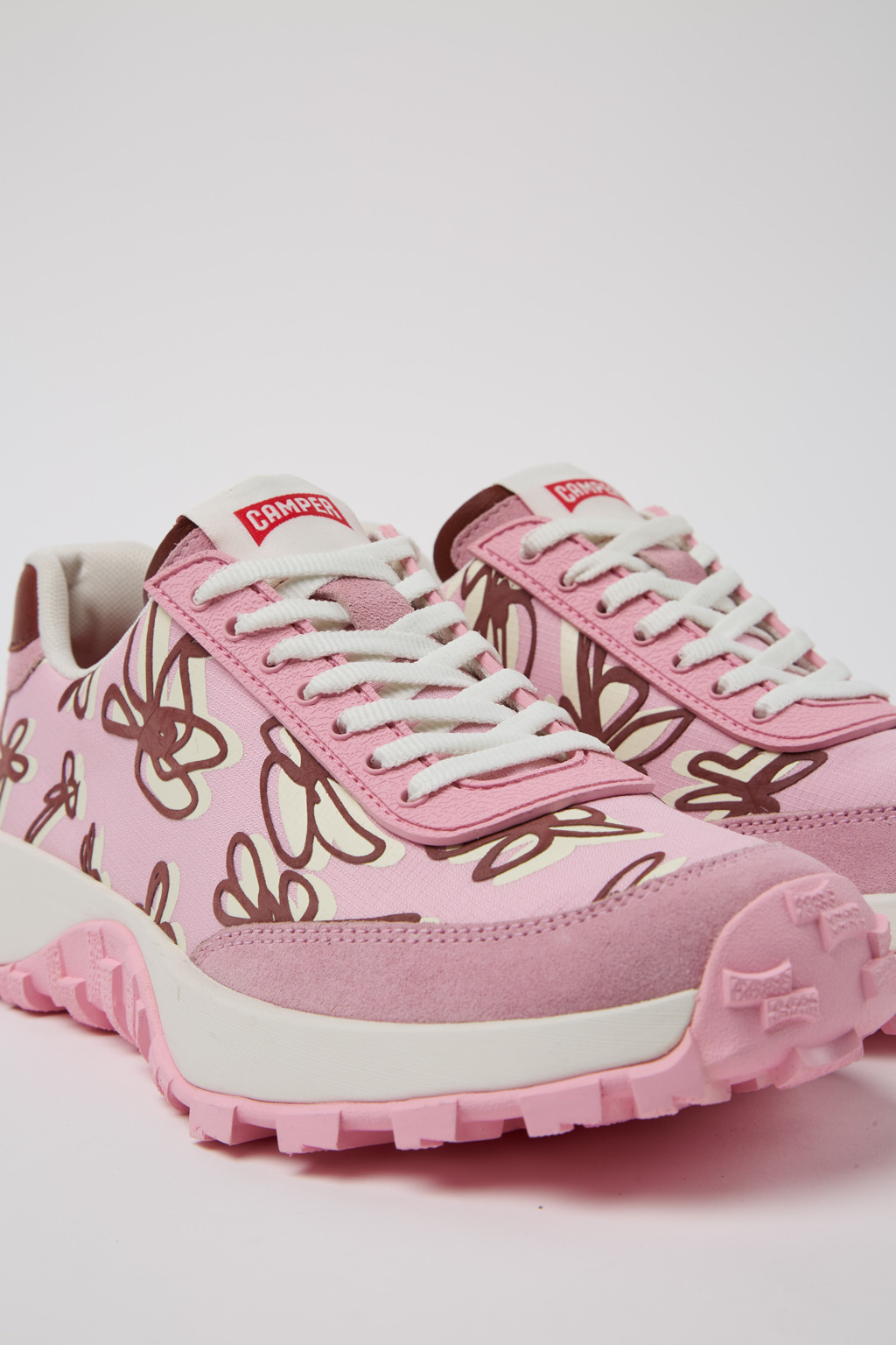 スニーカー CAMPER Woman Sneakers Pink K201462-033 DRIFT TRAIL VIBRAM 0 Drift Trail Pink Sneakers for Women - Spring/Summer