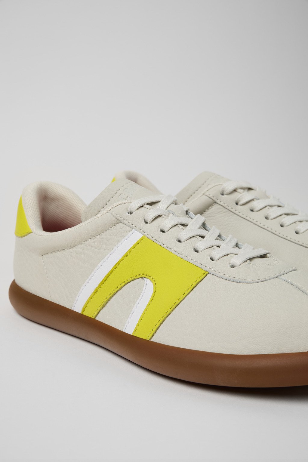 スニーカー CAMPER Woman Sneakers Yellow 27205-268 PELOTAS 0 Pelotas Yellow Casual for Women - Spring/Summer collection
