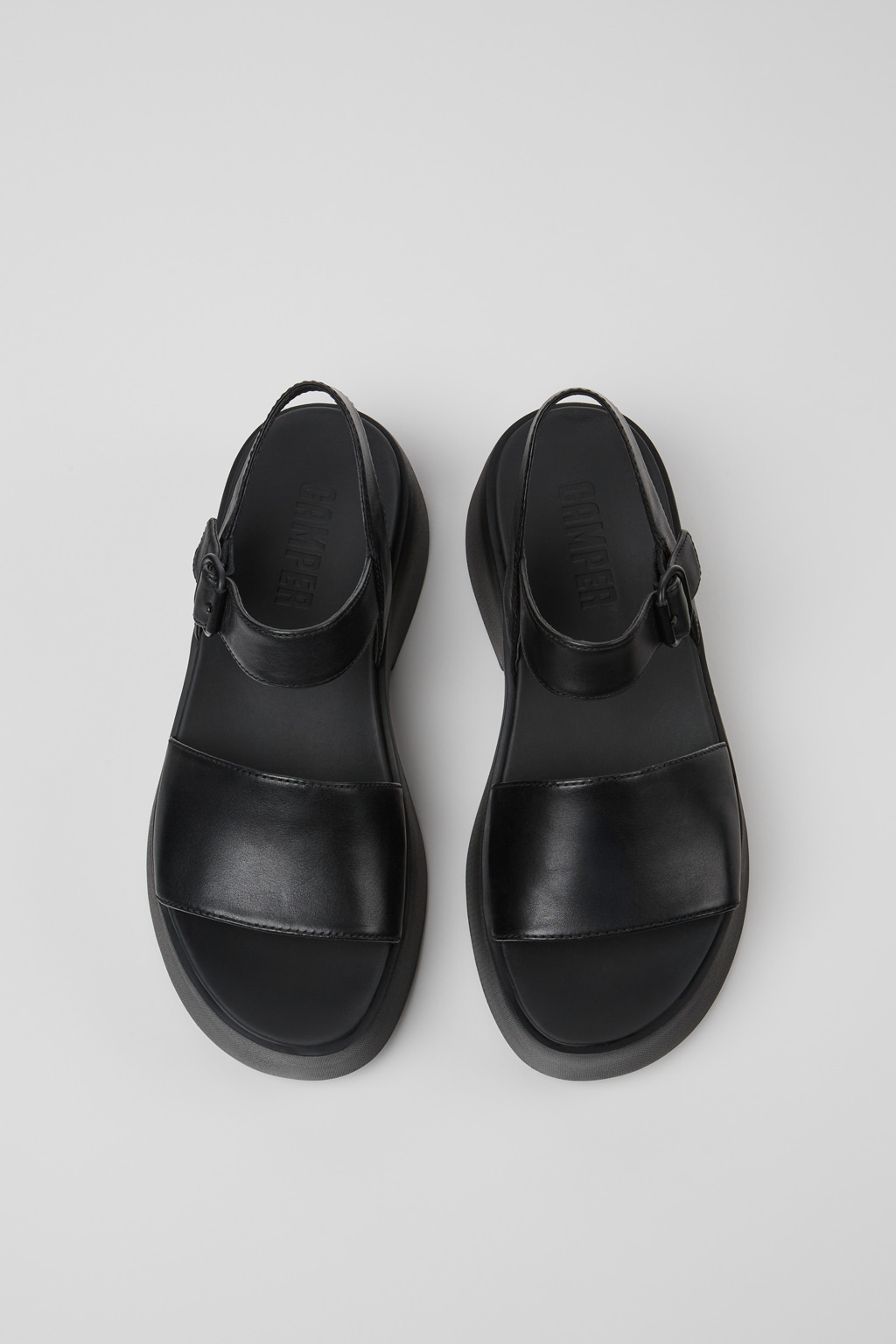 美品✨CAMPER Karole Tストラップ スクエア パンプス 23.5 黒 美品✨CAMPER Karole Tストラップ スクエア パンプス 23.5 黒