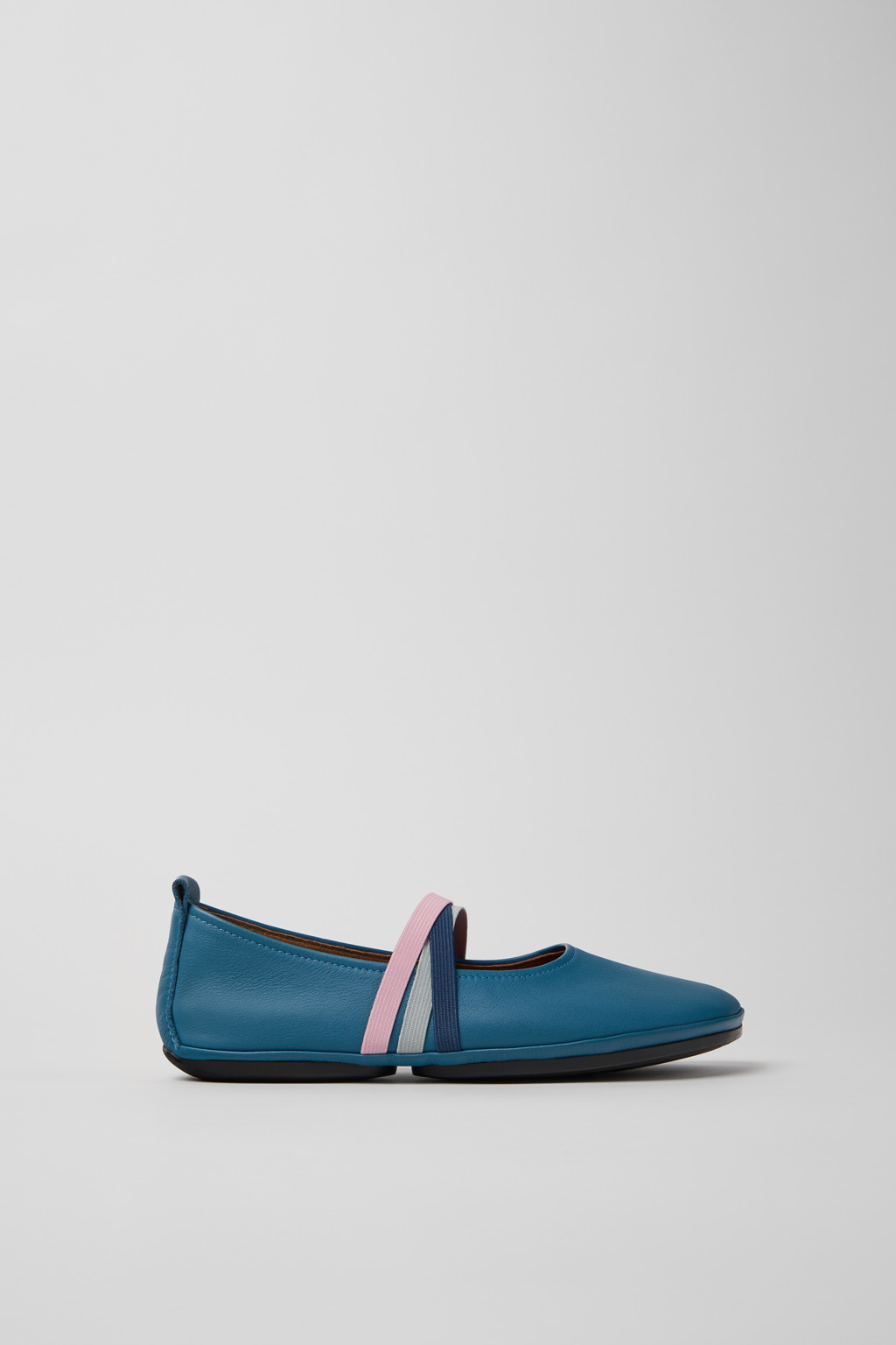 Twins | レディース フラットシューズ | カンペール（Camper）公式