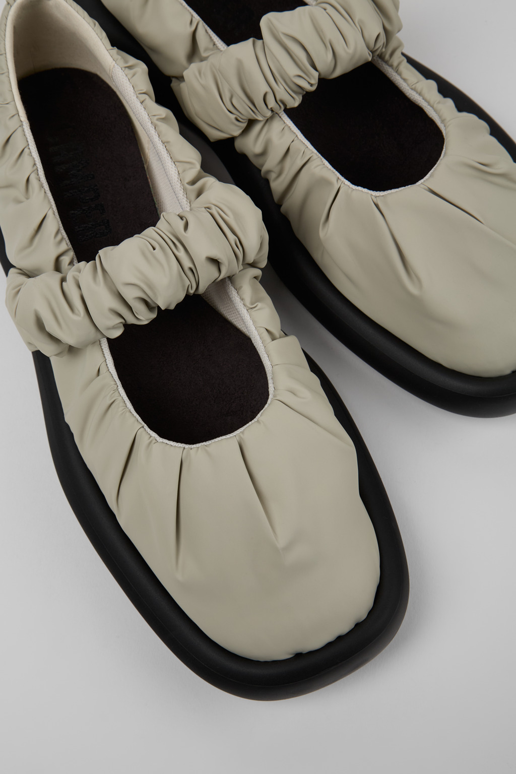 Grey Casual for Women - Spring/Summer collection - Camper USA