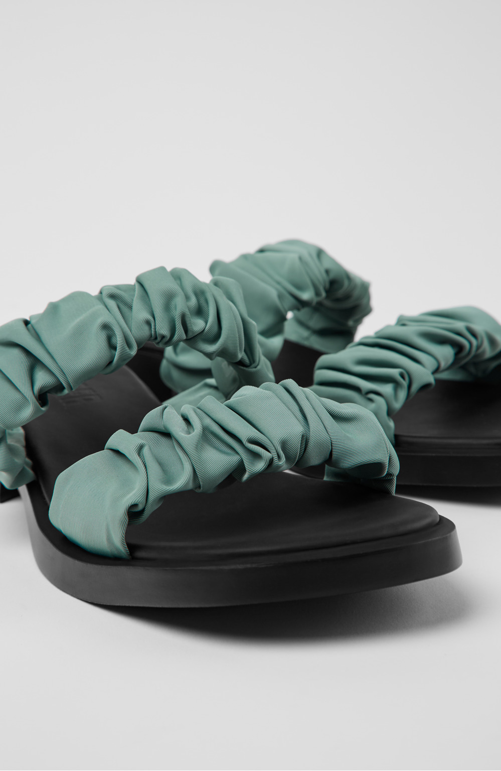 レディース サンダル | カンペール（Camper）公式オンラインストア