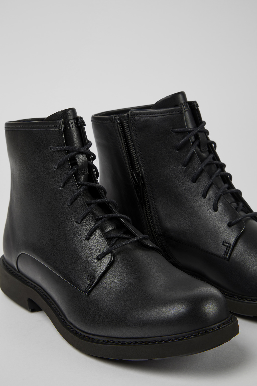 Neuman Black Formal Shoes for Women - Spring/Summer