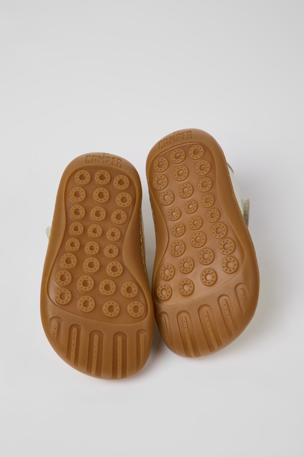 Twins | キッズ カジュアルシューズ | カンペール（Camper）公式