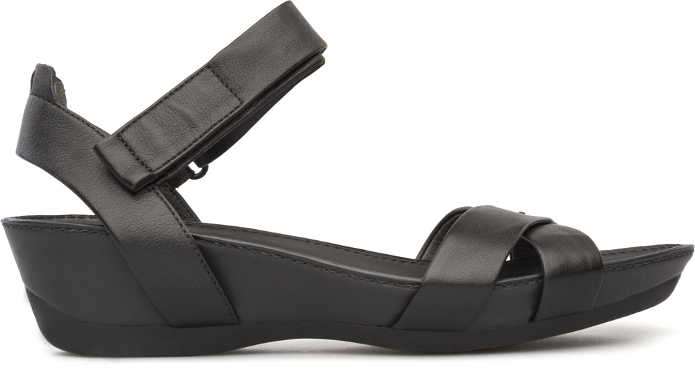 rihanna puma sandals