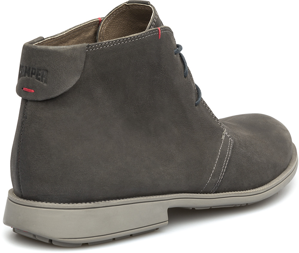 mid distance track spikes