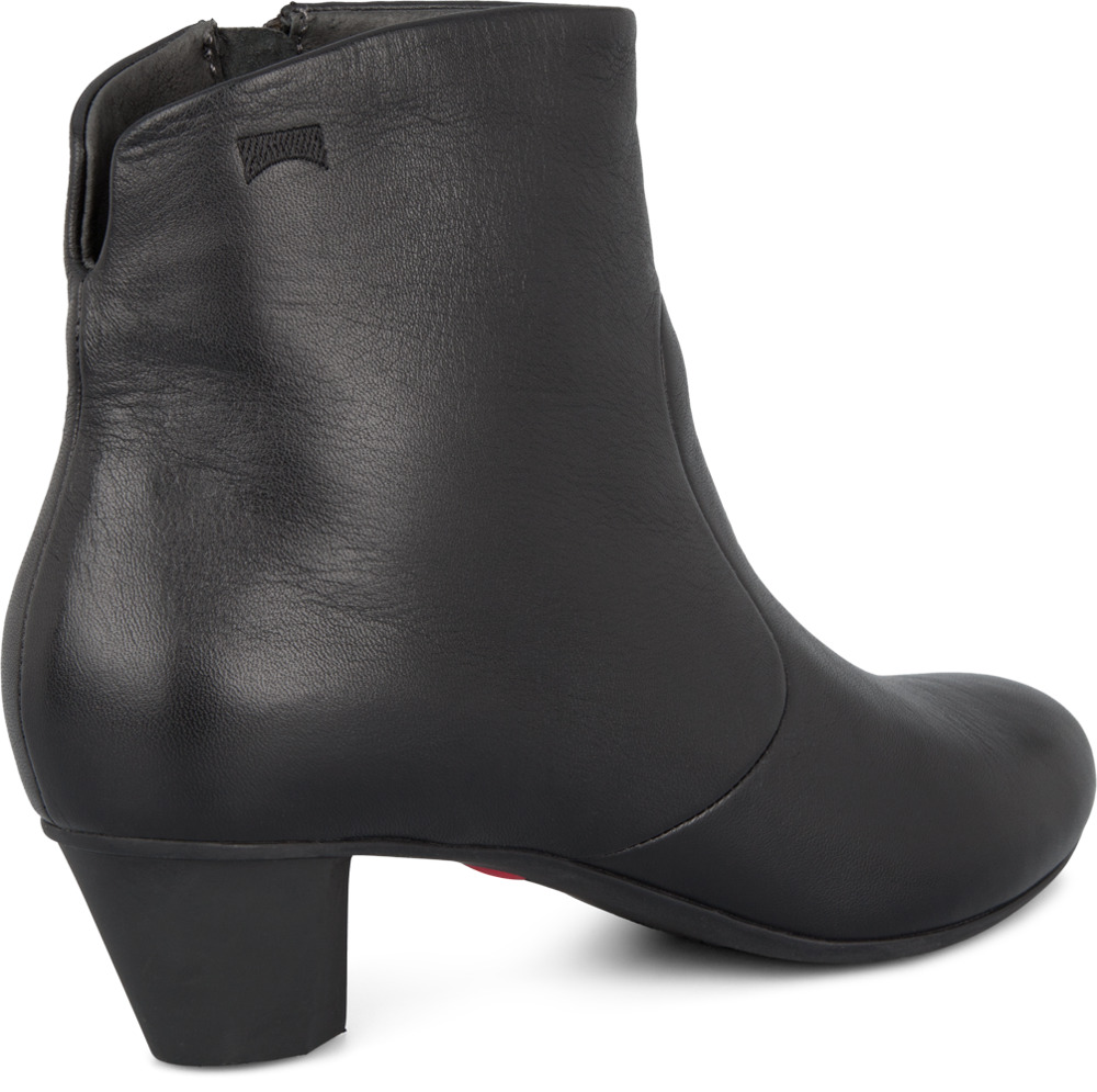 kim for Women Shop our Fall collection Camper