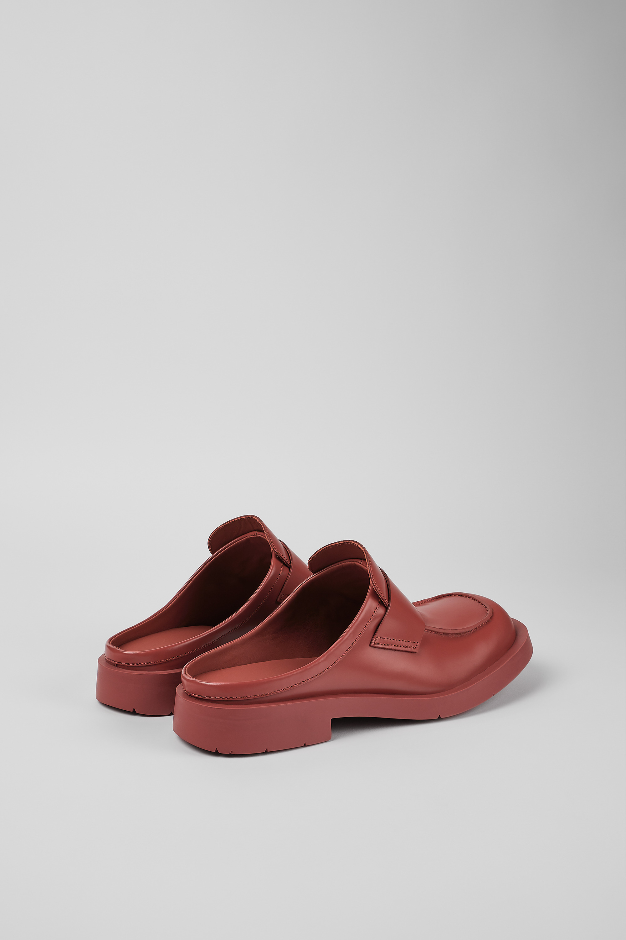 Neuman Red Clogs for Unisex - Fall/Winter collection - Camper Canada