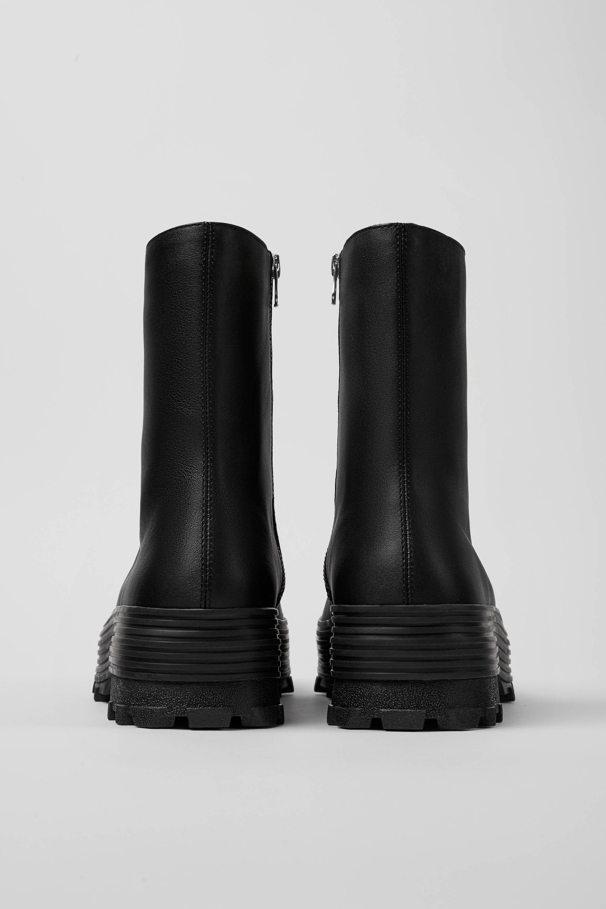 ジップアップブーツ新品 カンペールラボ レザー ブーツ トラクトリ 43 メンズ 27.5㎝ 黒