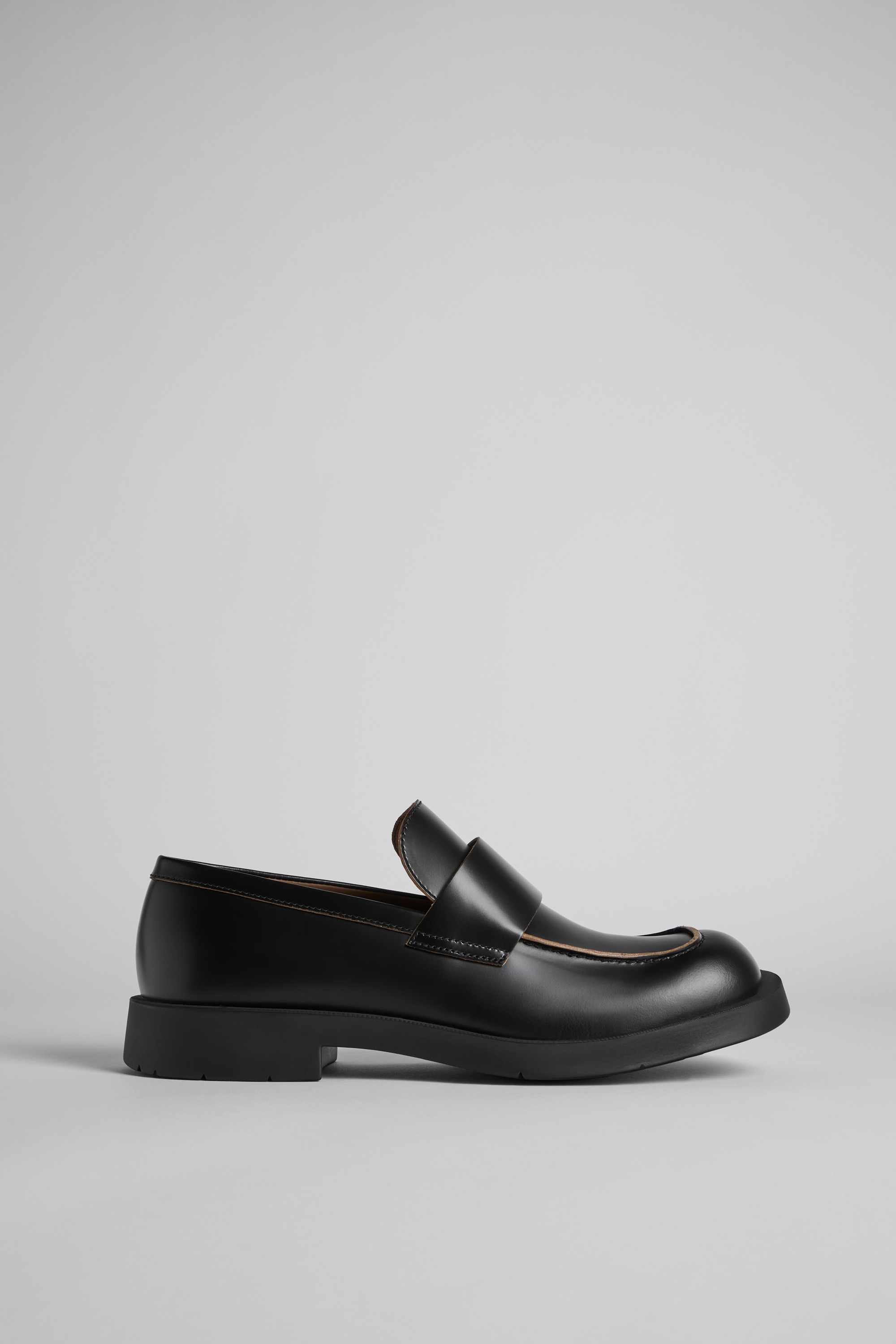 Neuman Black Formal Shoes for Men - Autumn/Winter collection 