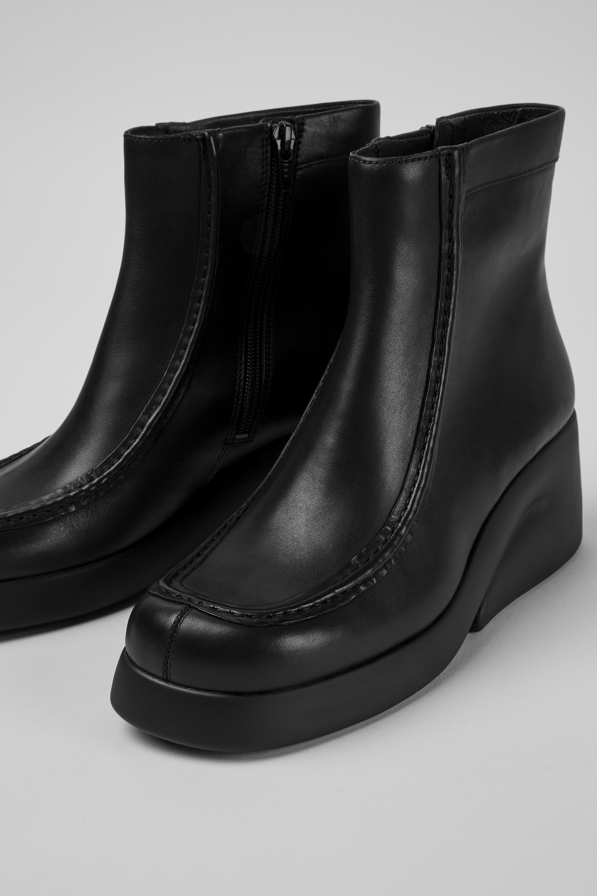 KAAH Black Ankle Boots for Women - Autumn/Winter collection